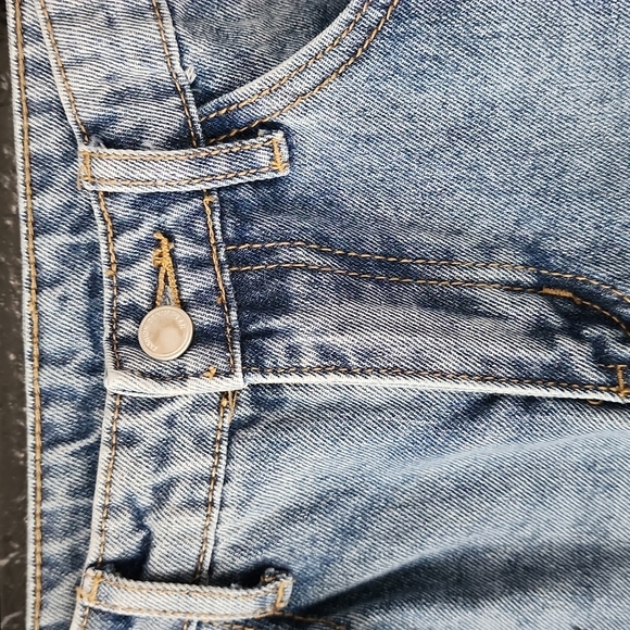 SHEIN girls graffiti 👖 jeans - Picture 4 of 8